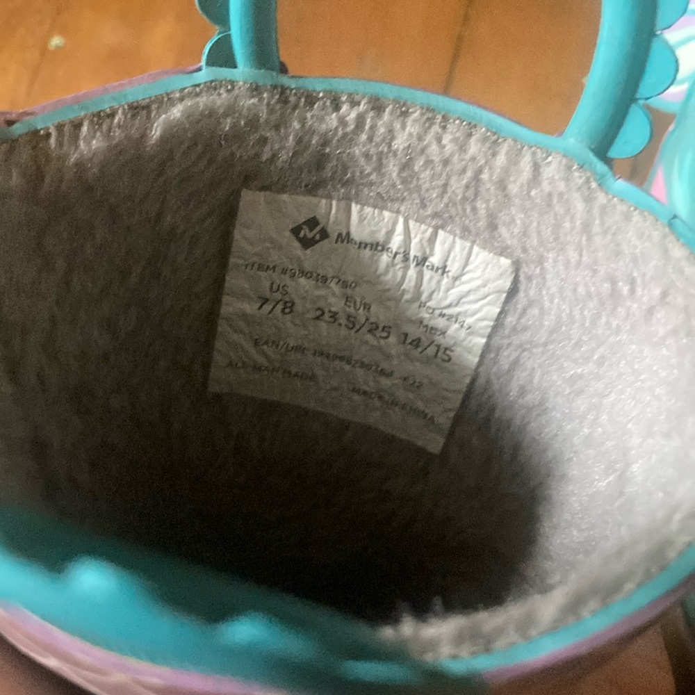 Girl's waterproof easy-on rain boots - Picture 9 of 10